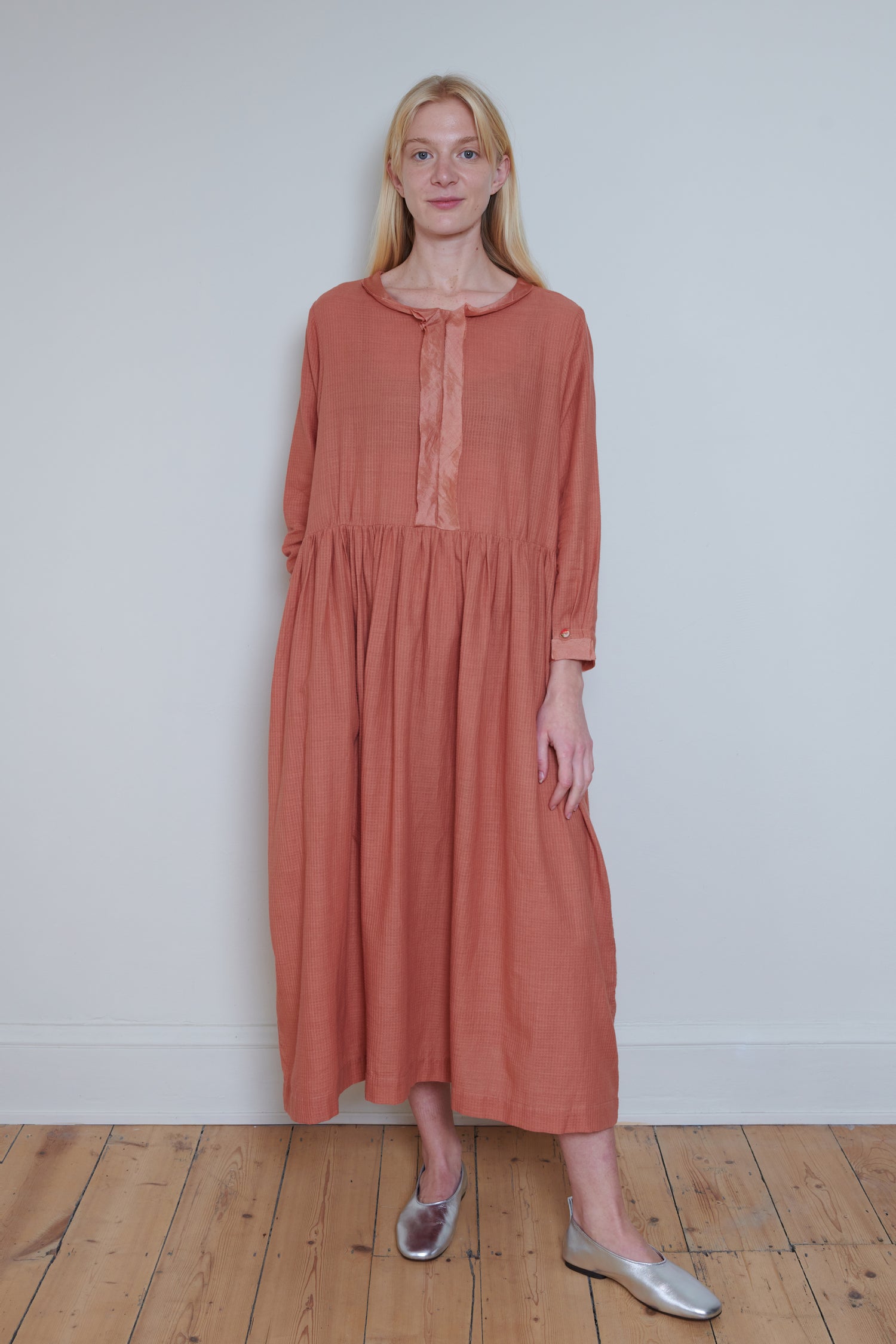 Runaway Bicycle | Frill Dress - Peach