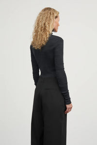 Skall | Esme t-neck - Dark Grey