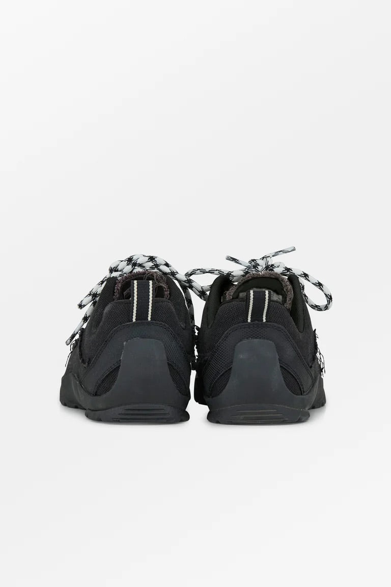 Skall Studio x Keen | Jasper Trainers - Black