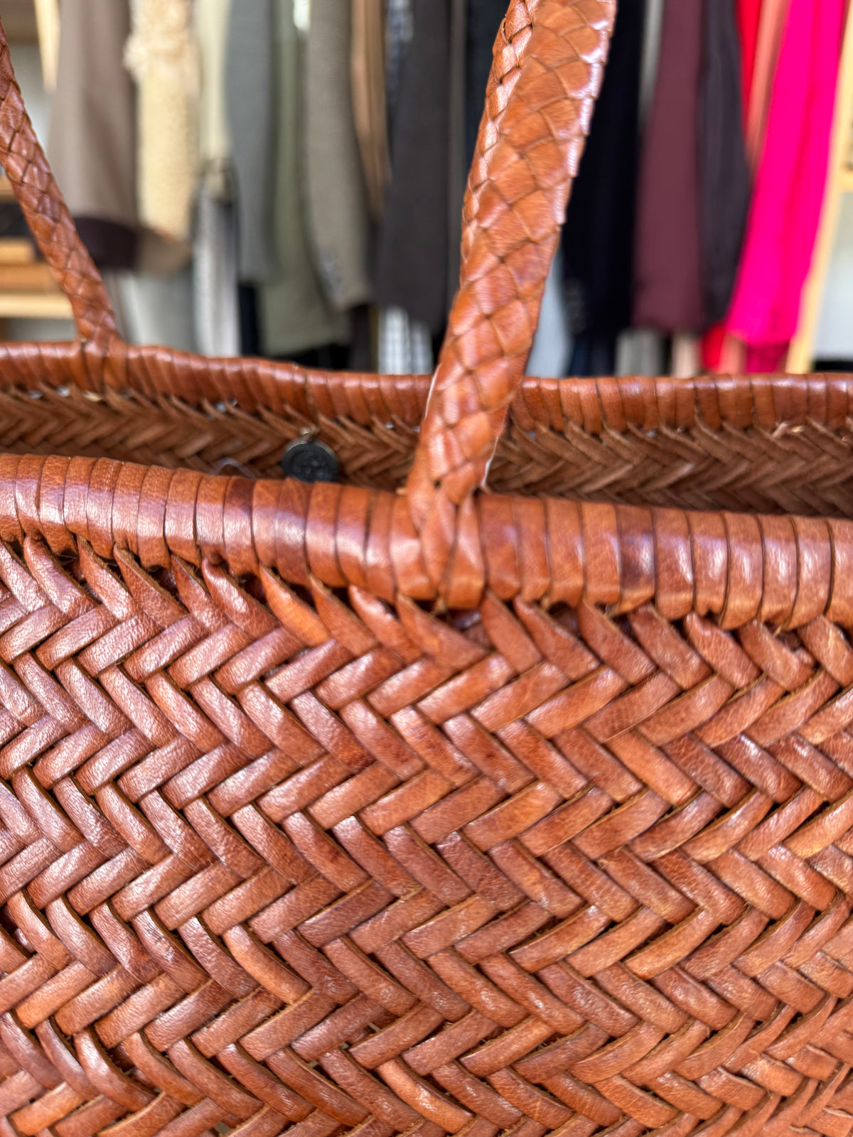 Dragon Diffusion | Bamboo Triple Jump Big - Tan