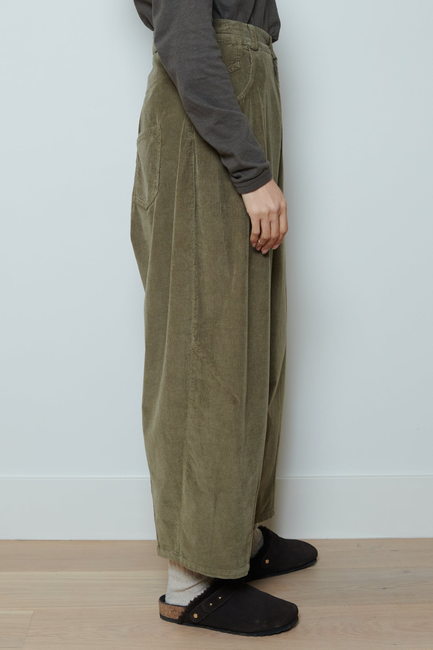 Cordera | Corduroy Baggy Pants - Sage