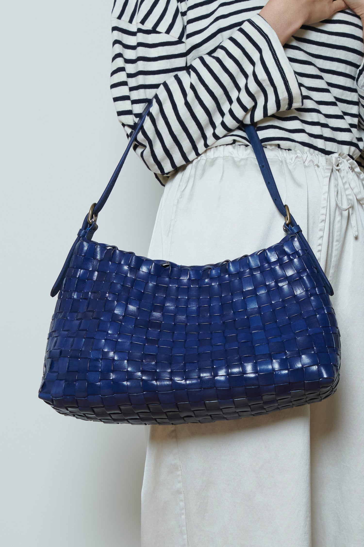 Dragon Diffusion | Hobo Salvage - Navy