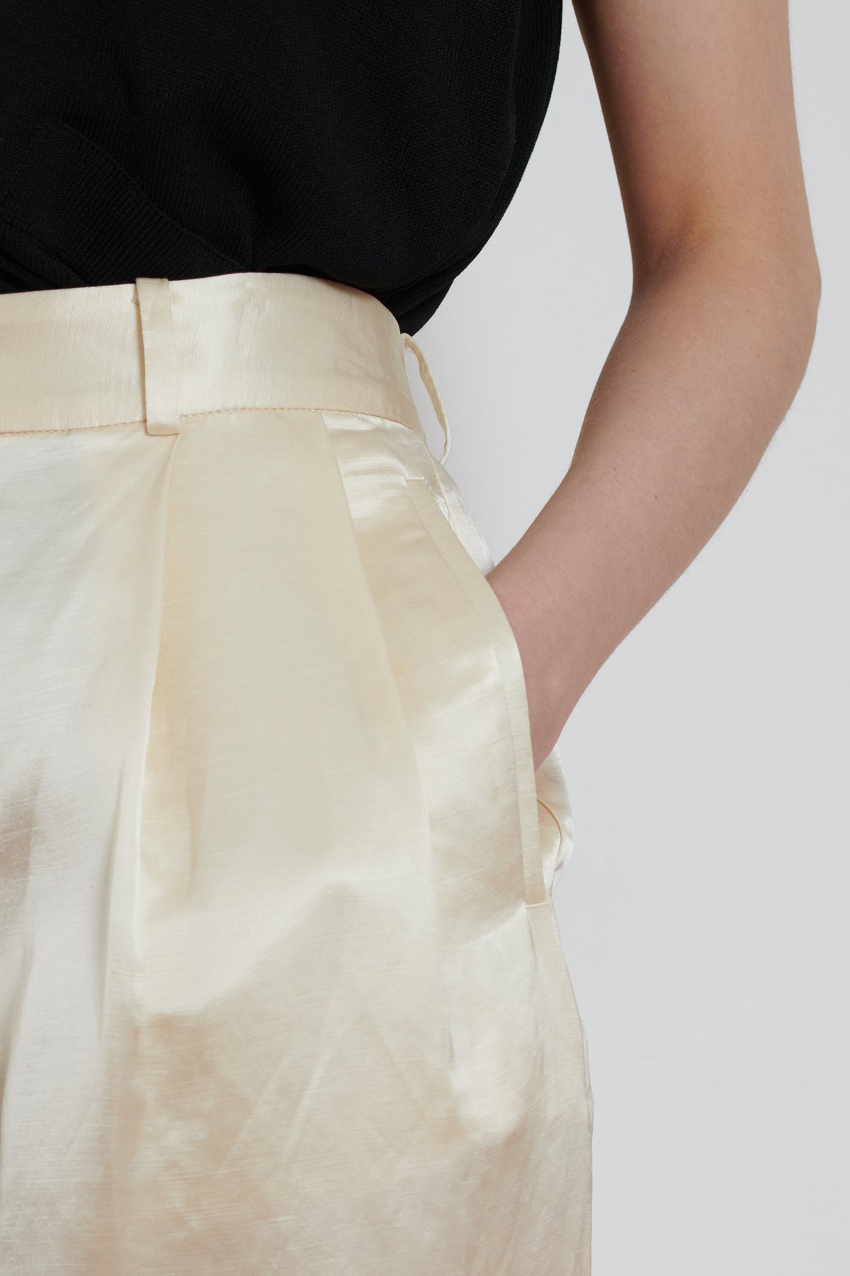 Cordera | Satin Masculine Pants - Marfil