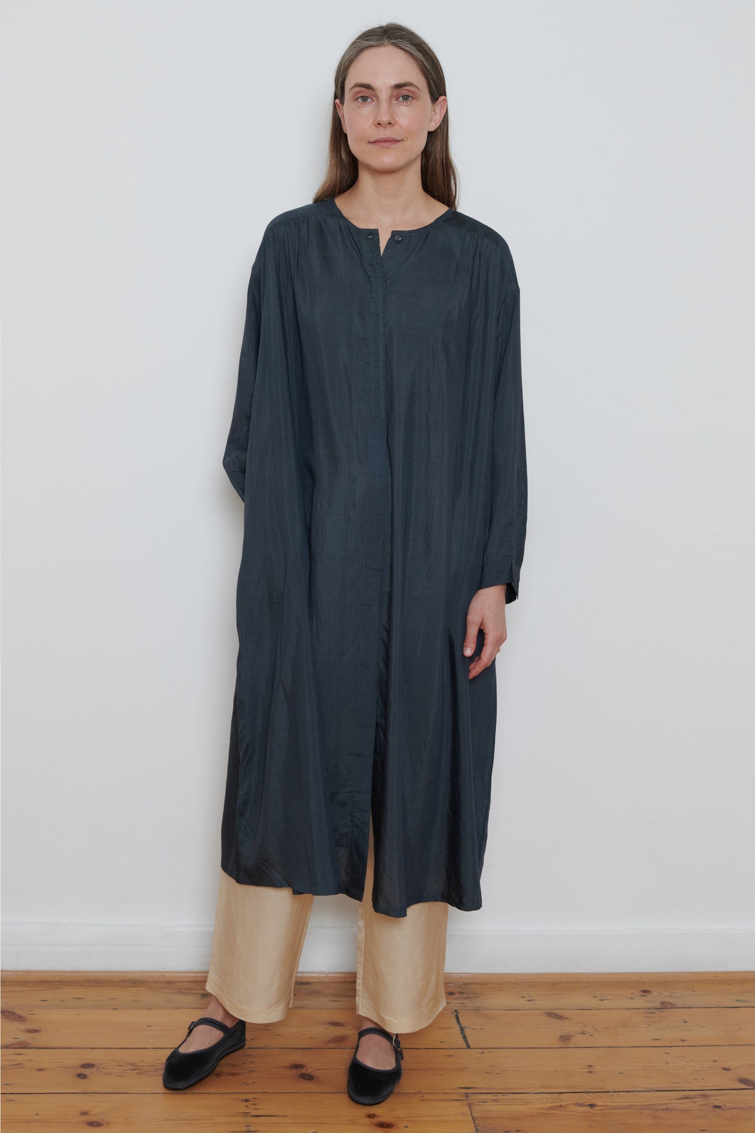 Runaway Bicycle | Clara Shift Dress - Charcoal Grey