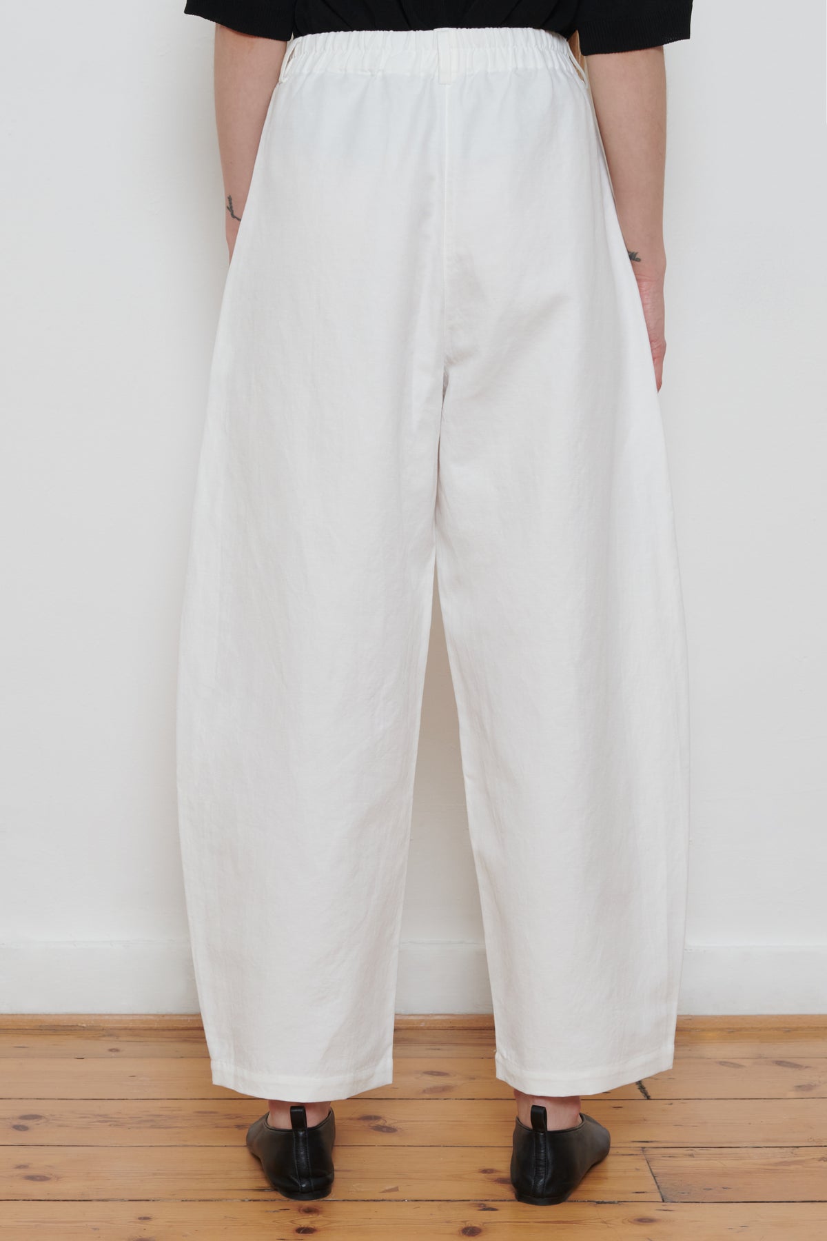 Cordera | Cotton and Linen Curved Pants - White