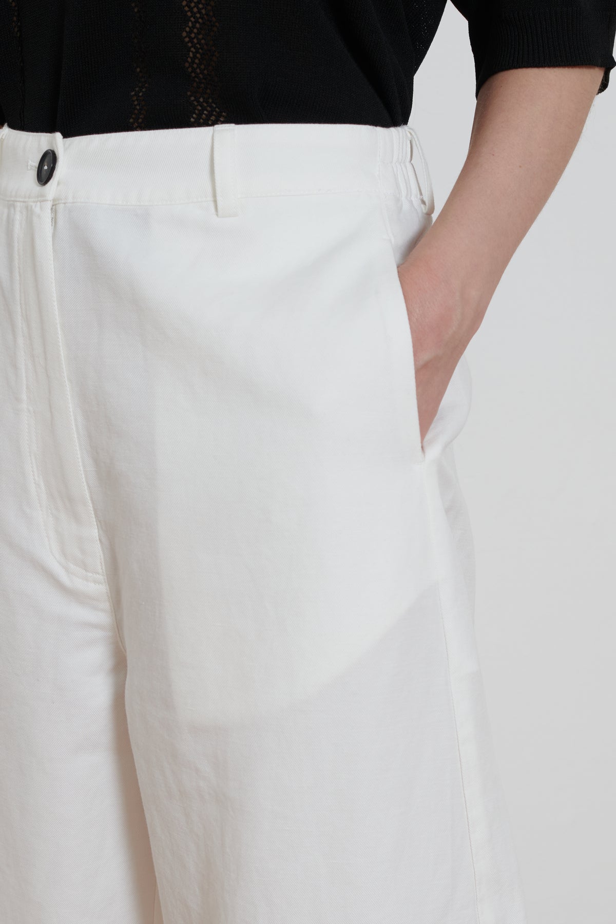 Cordera | Cotton and Linen Curved Pants - White