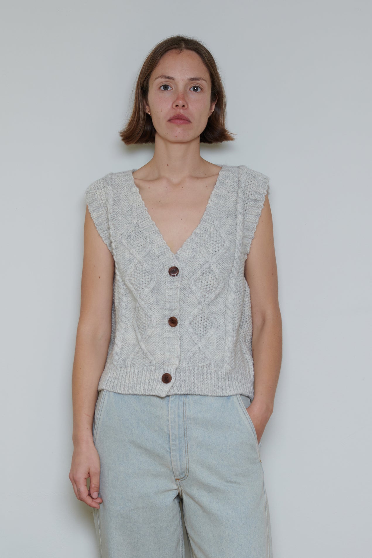 Skall | Ebba Vest