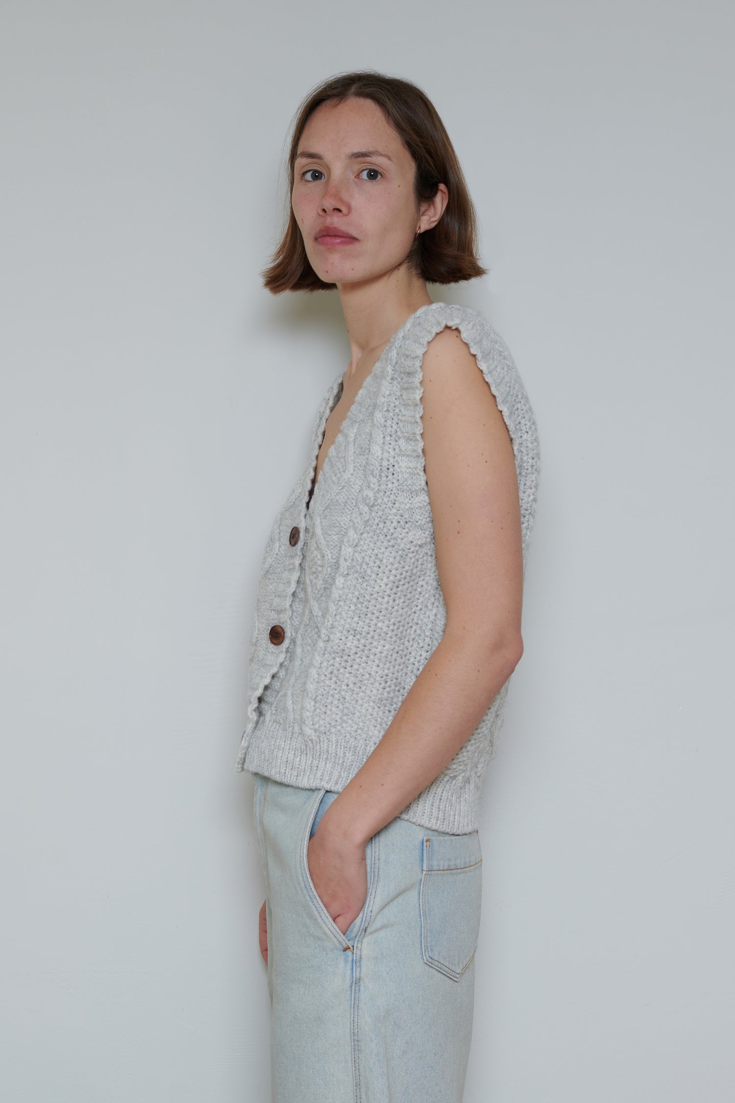 Skall | Ebba Vest