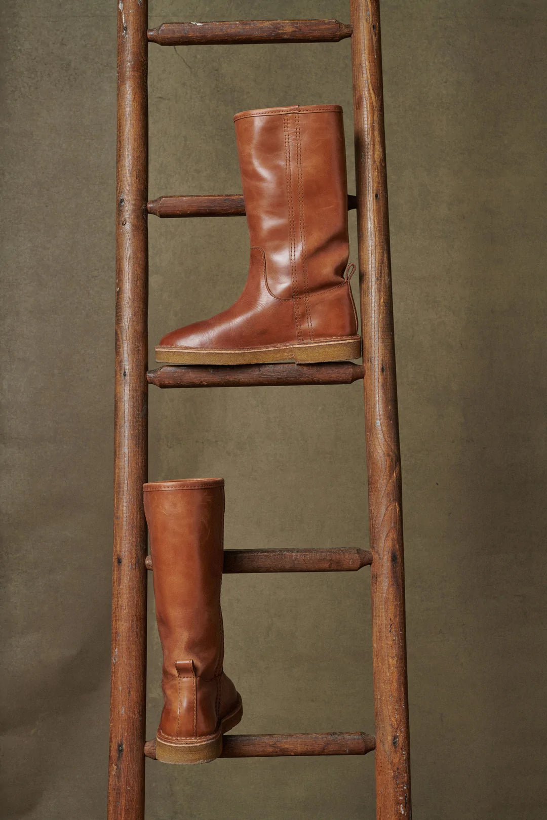 Soeur Sauvage Boots in Cognac