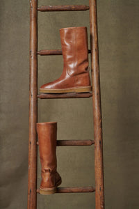 Soeur Sauvage Boots in Cognac