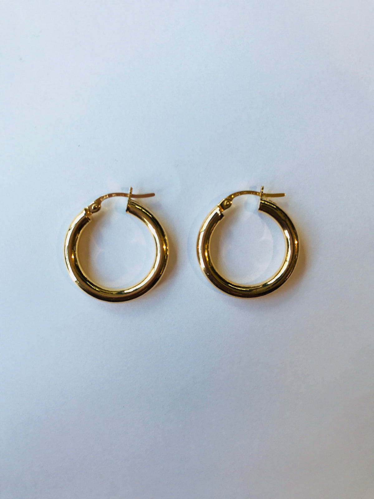 Tidy Street Store | 9ct Gold Hoops